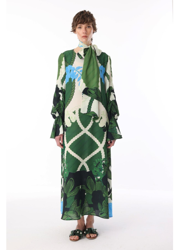 BUBBLE KREP HALAT ÖRGÜ YAPRAKLI KOLLARI TÜNELLİ ELBİSE